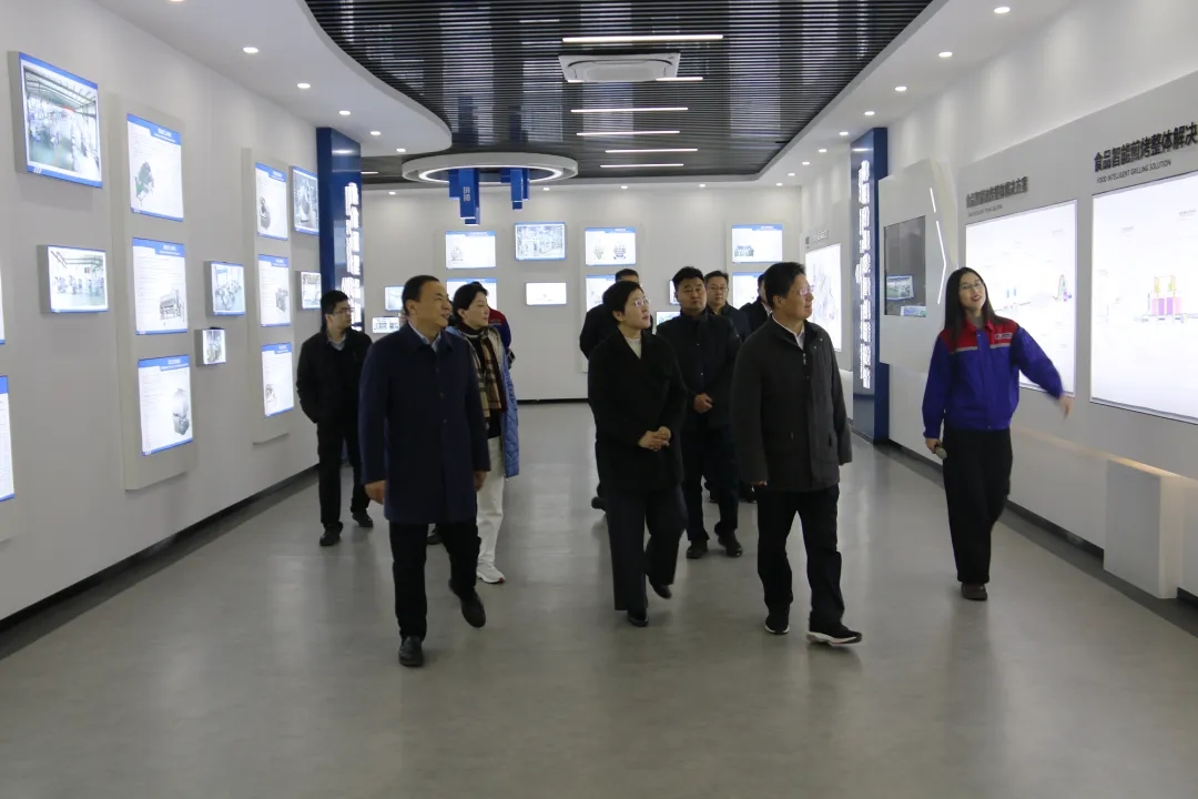 市政協(xié)黨組書記、主席孟慶斌一行赴銳智智能開展調(diào)研指導(dǎo)工作